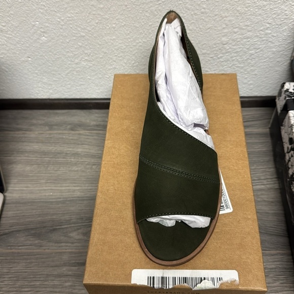 Lucky Brand Women's Serkie Open Toe Slip on Sandal Heeled - Picture 4 of 6